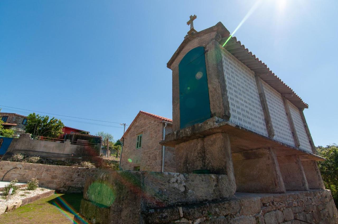 A Casa Do Boi Pansiyon Amés Dış mekan fotoğraf